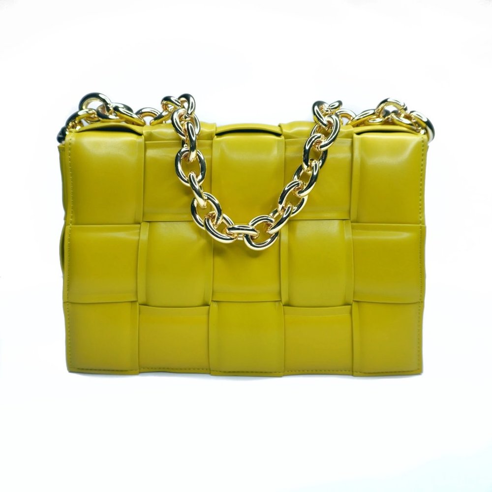 Kiwi Padded Crossbody Chain Bag - Picture 2 of 7